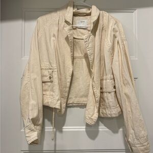 Versatile Cream Utility Jacket